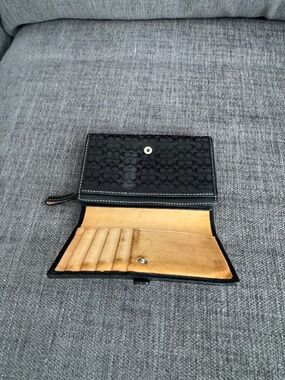 Authentic Coach Wallet